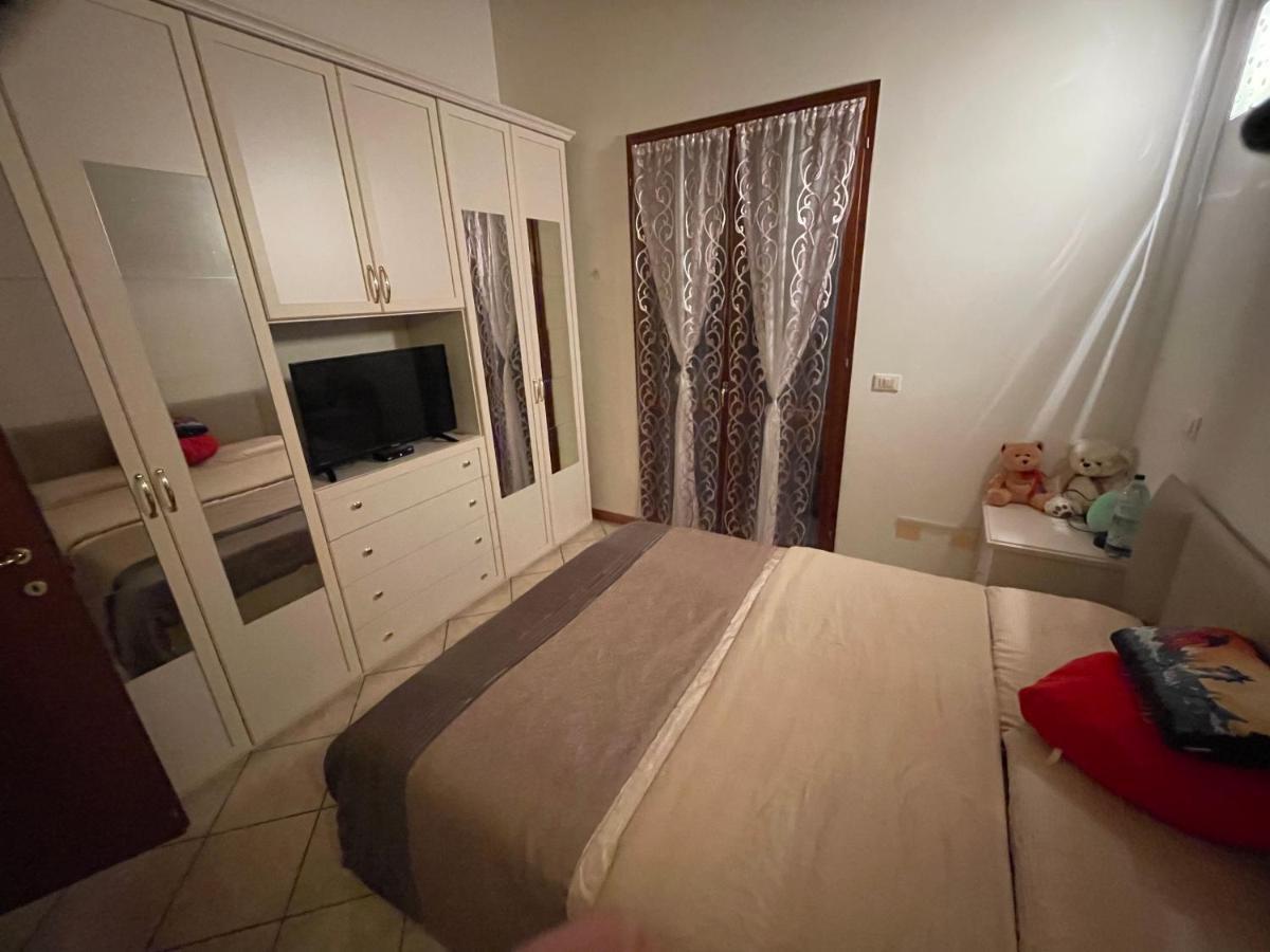 Piccola Venezia E Mare Apartment Llido Degli Estensi Ngoại thất bức ảnh