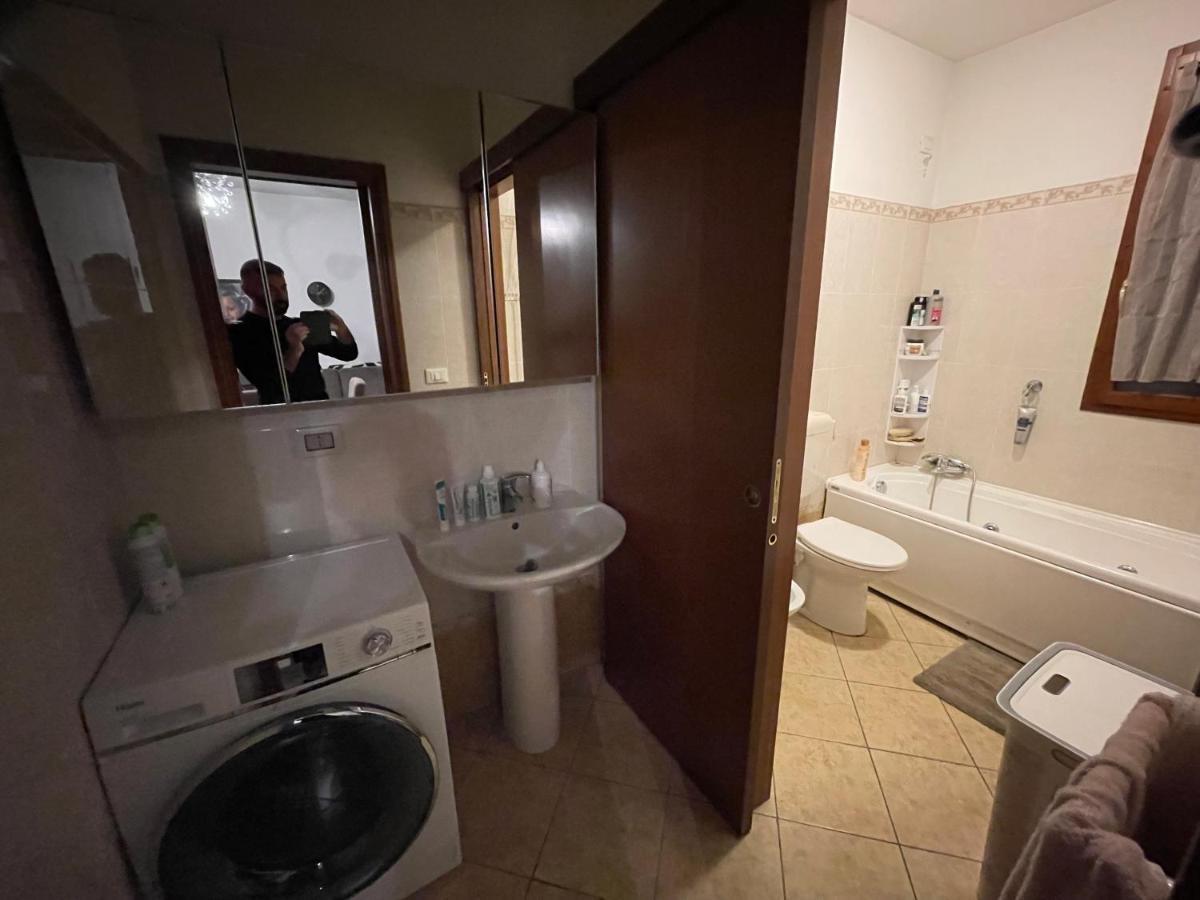 Piccola Venezia E Mare Apartment Llido Degli Estensi Ngoại thất bức ảnh