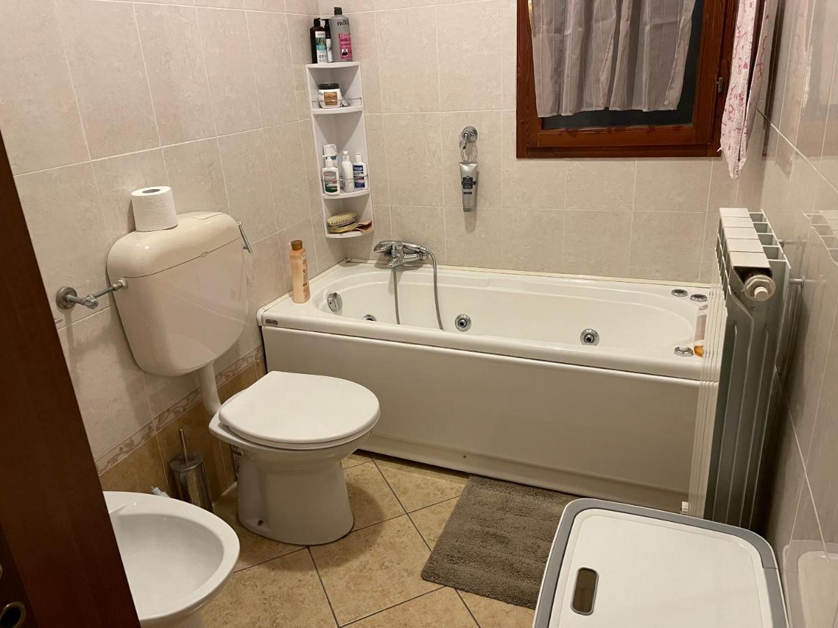Piccola Venezia E Mare Apartment Llido Degli Estensi Ngoại thất bức ảnh